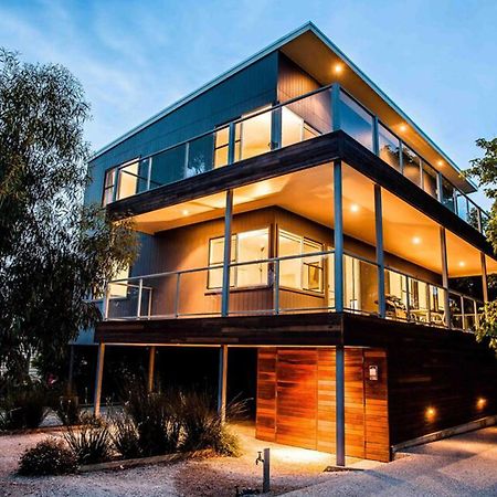 Point Lonsdale Holiday Apartments (Adults Only) كوينزكليف المظهر الخارجي الصورة