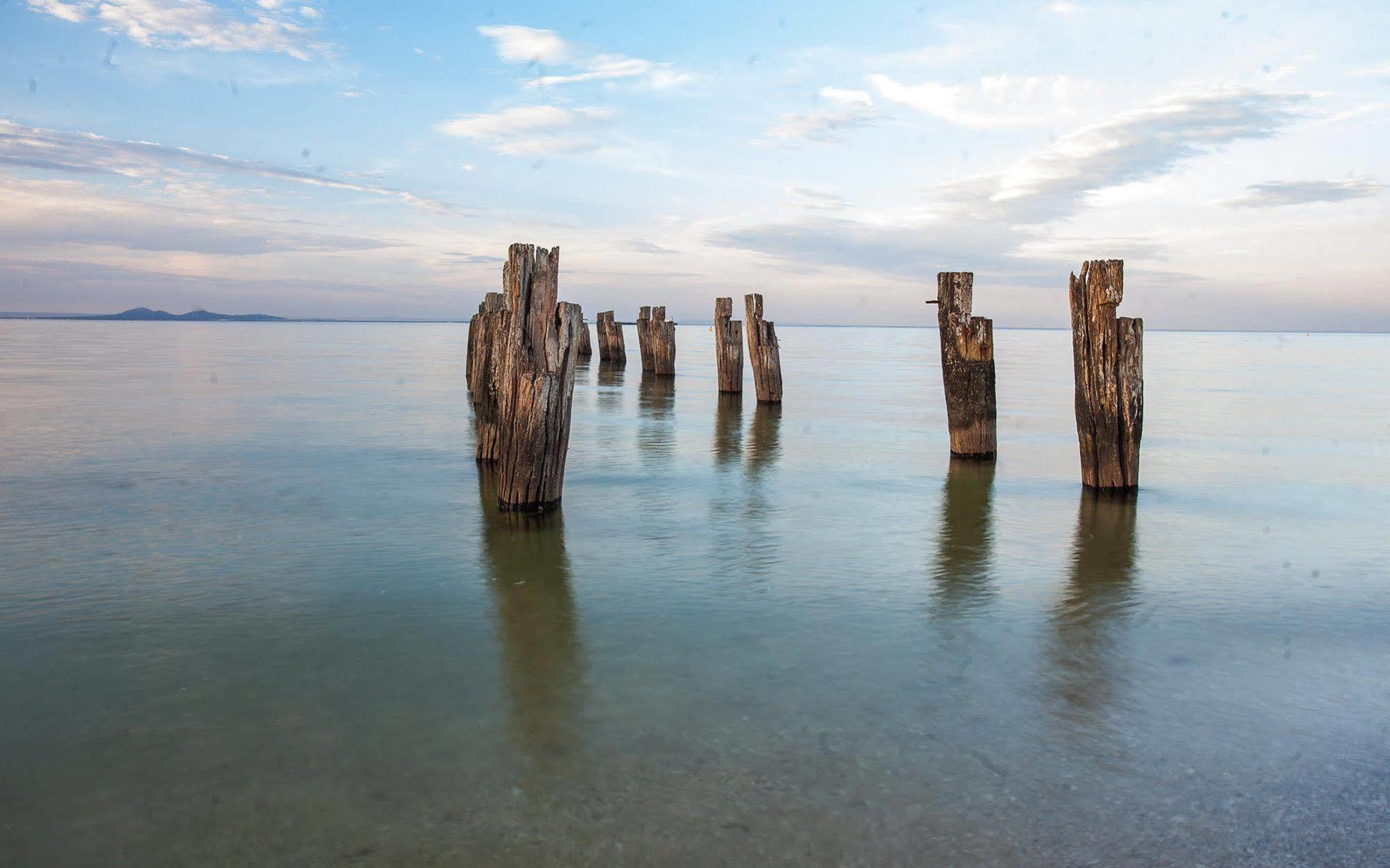 Point Lonsdale Holiday Apartments (Adults Only) كوينزكليف المظهر الخارجي الصورة
