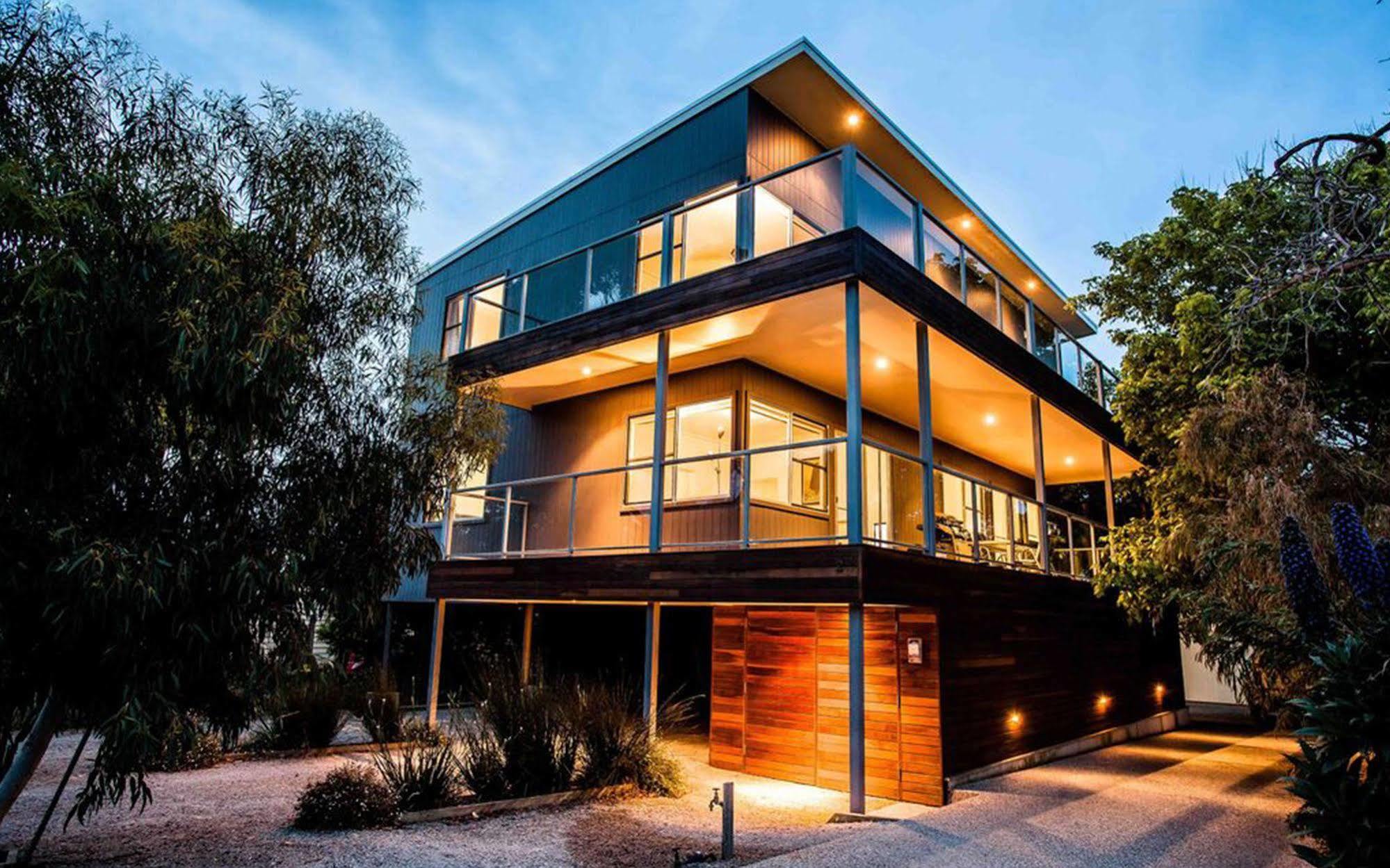 Point Lonsdale Holiday Apartments (Adults Only) كوينزكليف المظهر الخارجي الصورة