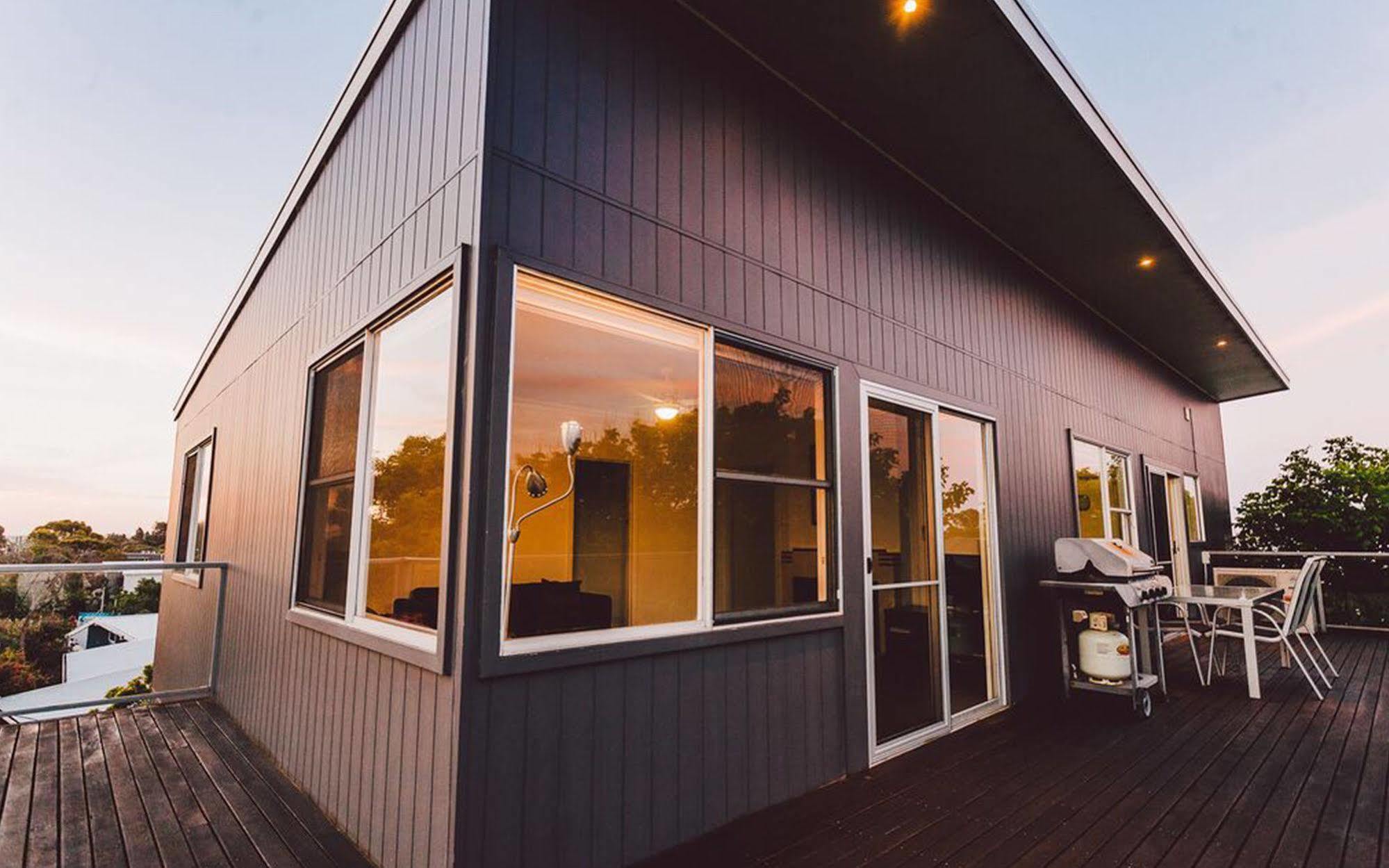 Point Lonsdale Holiday Apartments (Adults Only) كوينزكليف المظهر الخارجي الصورة