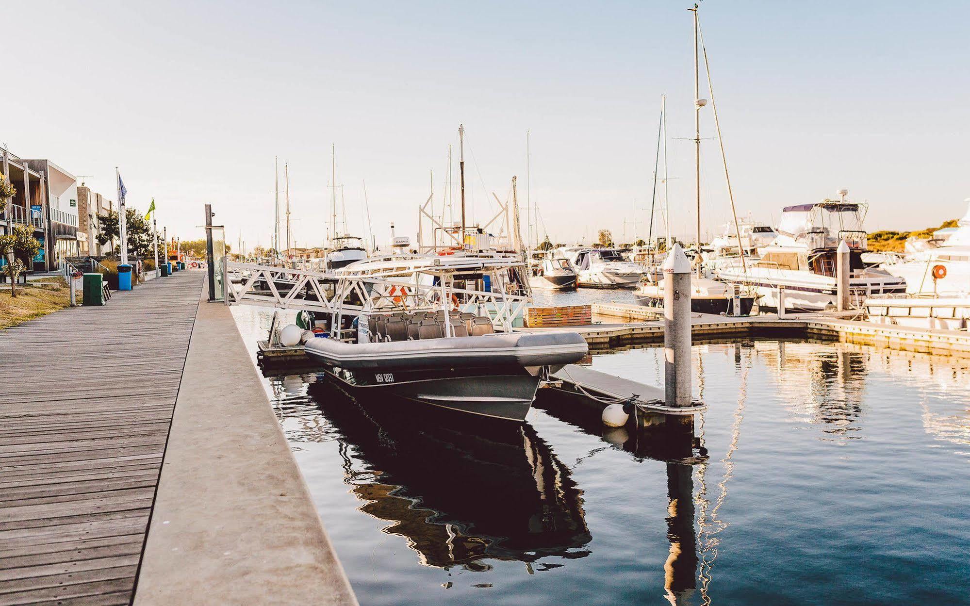 Point Lonsdale Holiday Apartments (Adults Only) كوينزكليف المظهر الخارجي الصورة